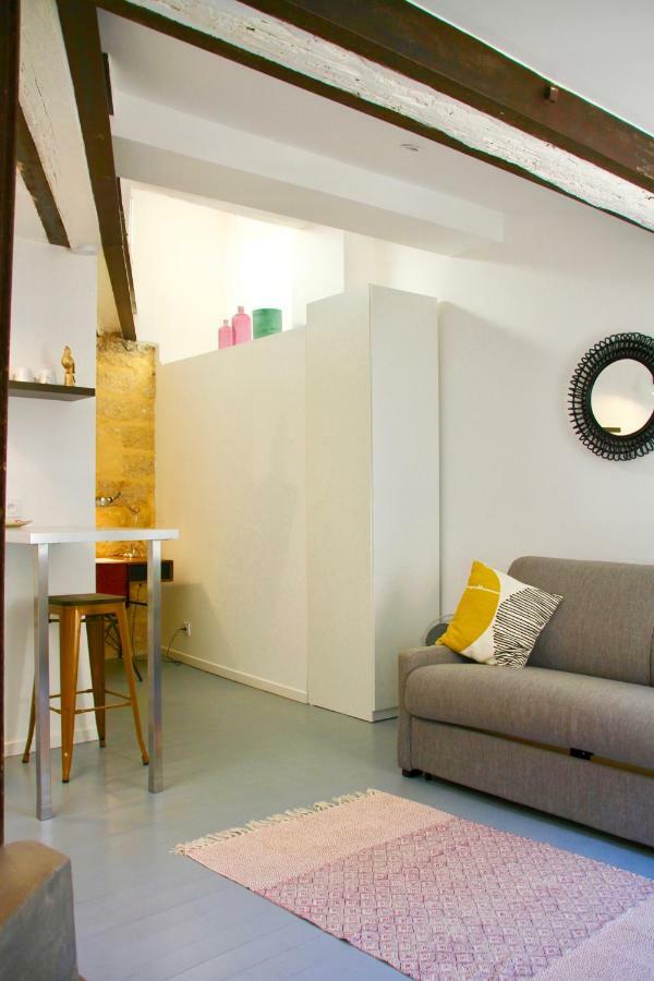 Joli studio avec terrasse, coeur historique - protocole sanitaire strict Montpellier Extérieur photo